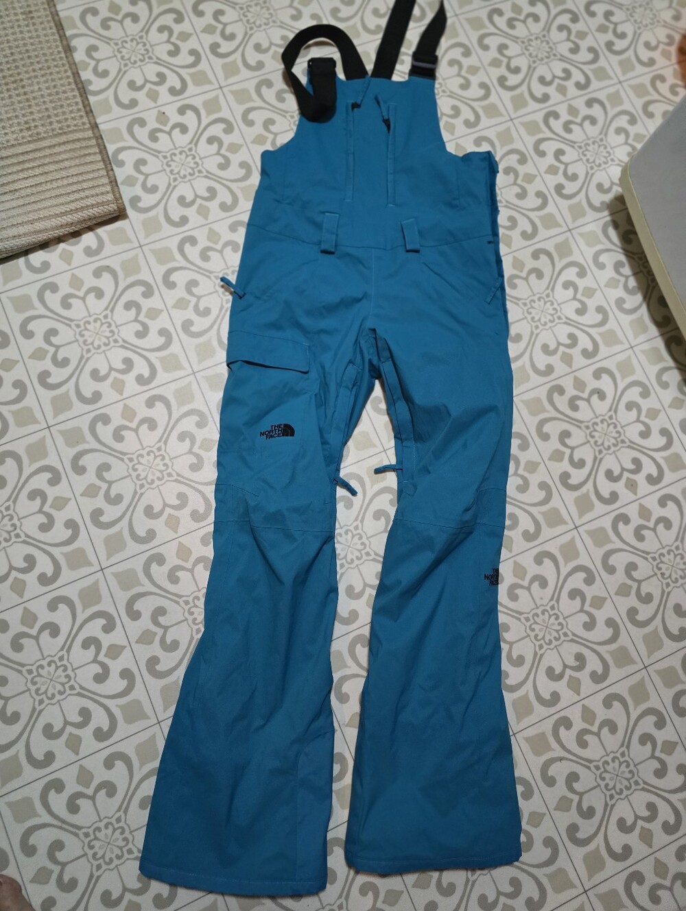 The North Face Women's Size X-Small Teal Black Ski Bib W/Suspenders - No Belt